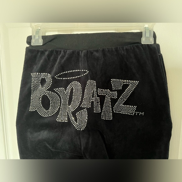 Dolls Kill x Bratz Set (zip up + pants) - size xs and xxs - Picture 10 of 11